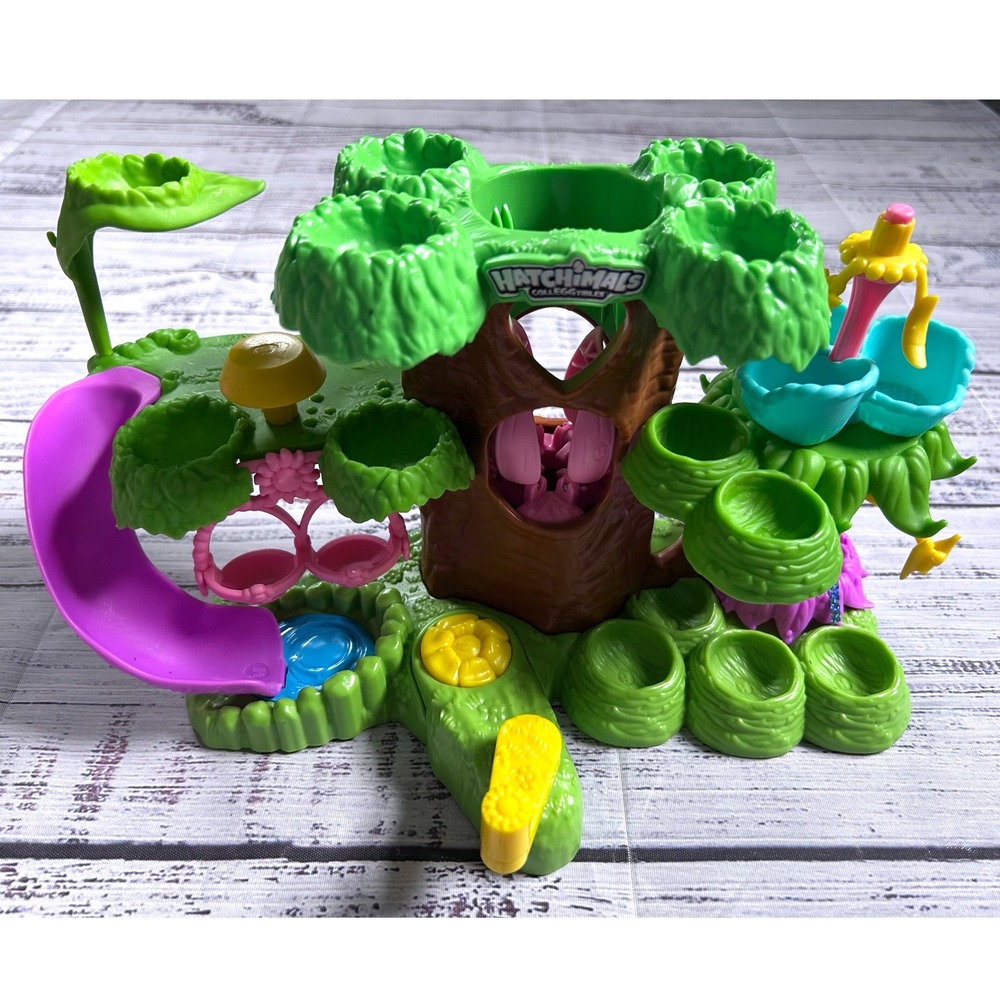 Spin Master Hatchimals Colleggtibles Treehouse Playset with Slide and Swings